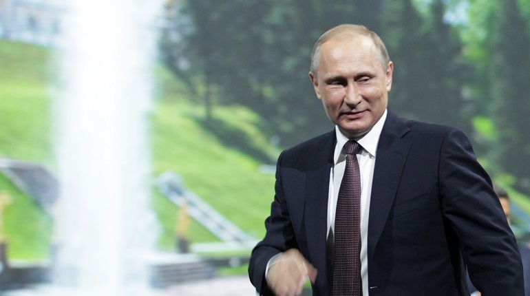 Путин поздравил Церетели с 90-летием, отметив его самобытный талант