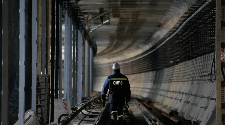 В Петербурге на коричневой линии метро приступили к строительству последнего станционного тоннеля