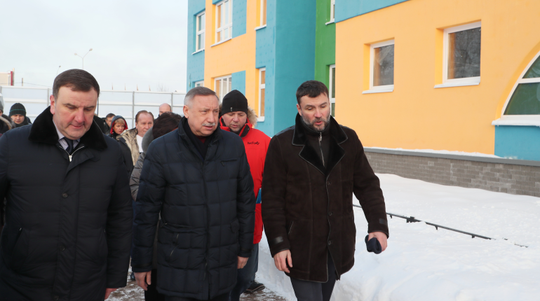 Беглов обсудил с коммунальщиками планы по уборке снега в Петербурге