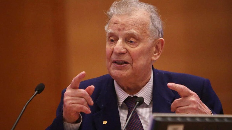 Церемония прощания с Жоресом Алферовым началась в Петербурге