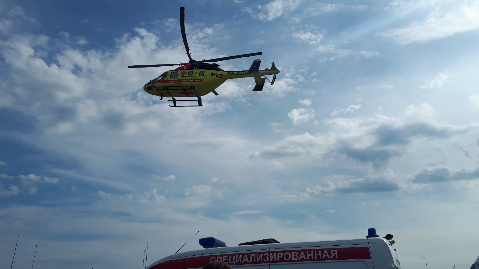 Крупная пробка образовалась на КАД из-за массового ДТП