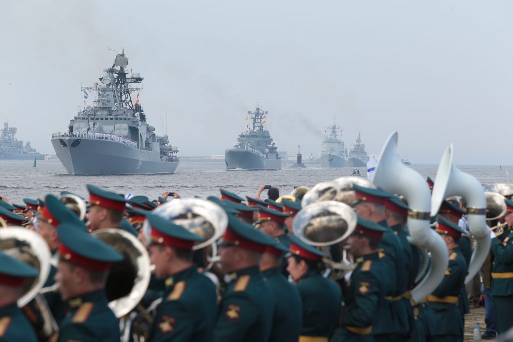 Главный военно-морской парад пройдет в Петербурге 30 июля