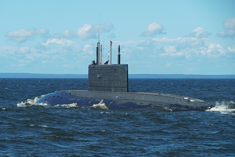 Российский адмирал: &#171;Курск&#187; затонул при столкновении с подлодкой НАТО