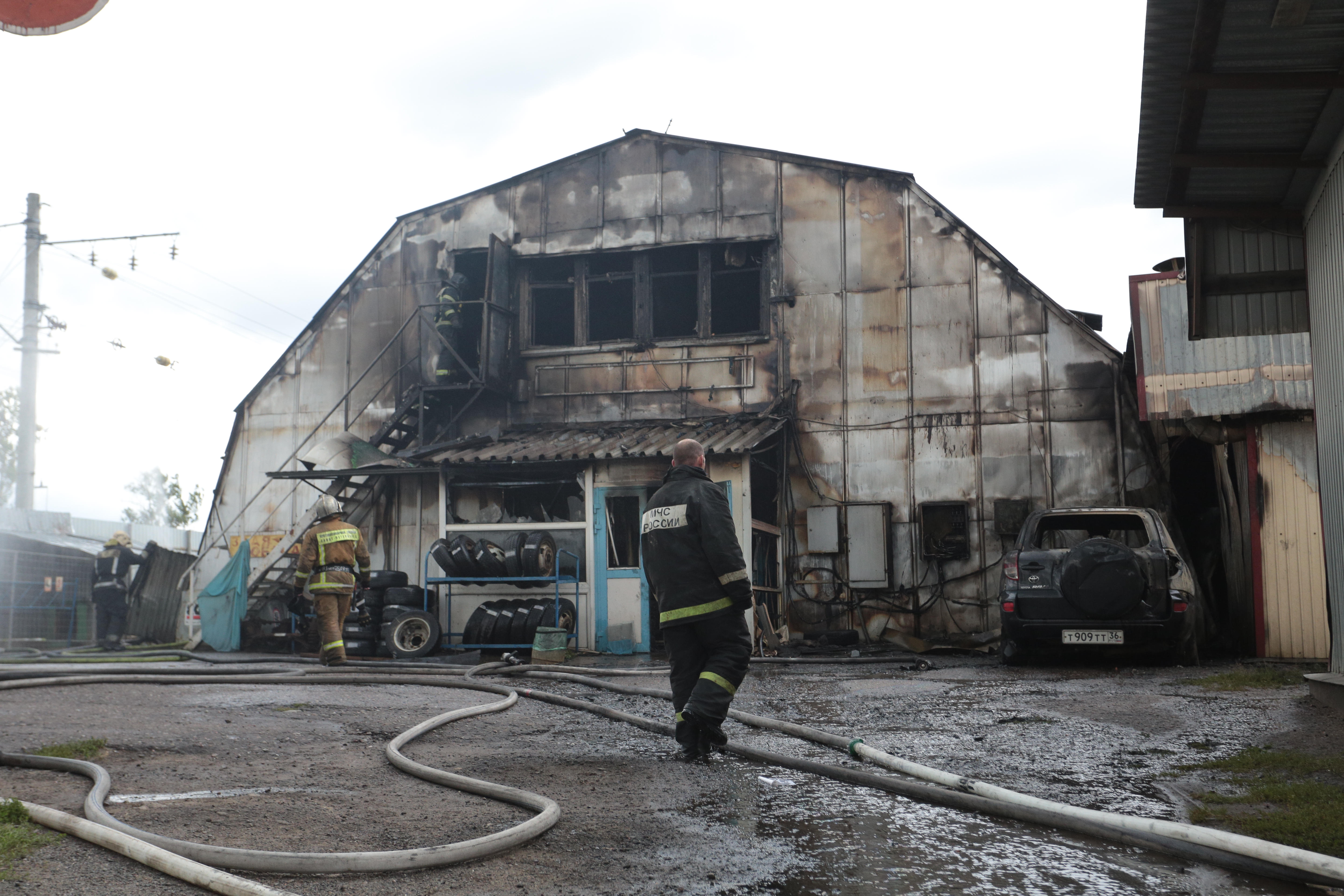 "Мойка78" публикует фоторепортаж эпичного пожара на Народного Ополчения