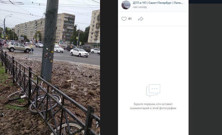 Прорвало трубу на газоне: "Теплосеть" рассказала подробности ЧП у "Дыбенко"