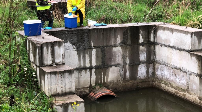 Жители многострадальной Ульянки снова нюхают неприятное