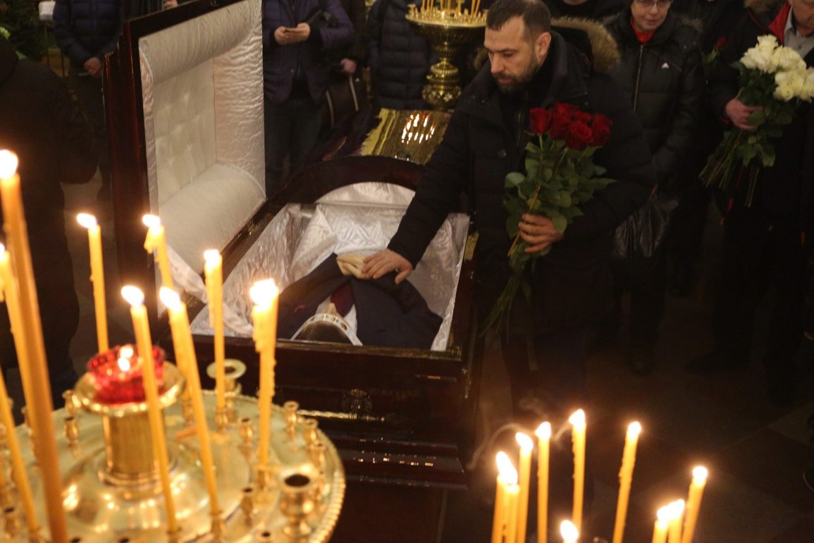 Врач умерший от рака. Похороны Павленко Андрея врача онколога.
