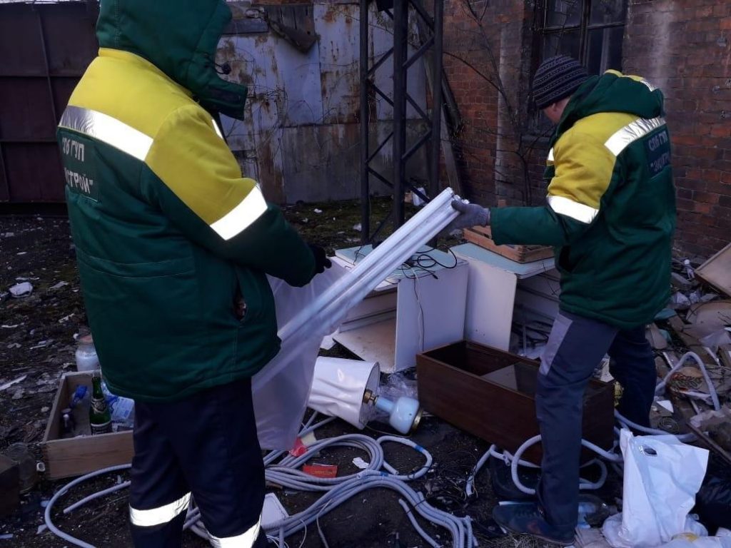За неделю в Петербурге было собрано 1,2 тонны опасных отходов