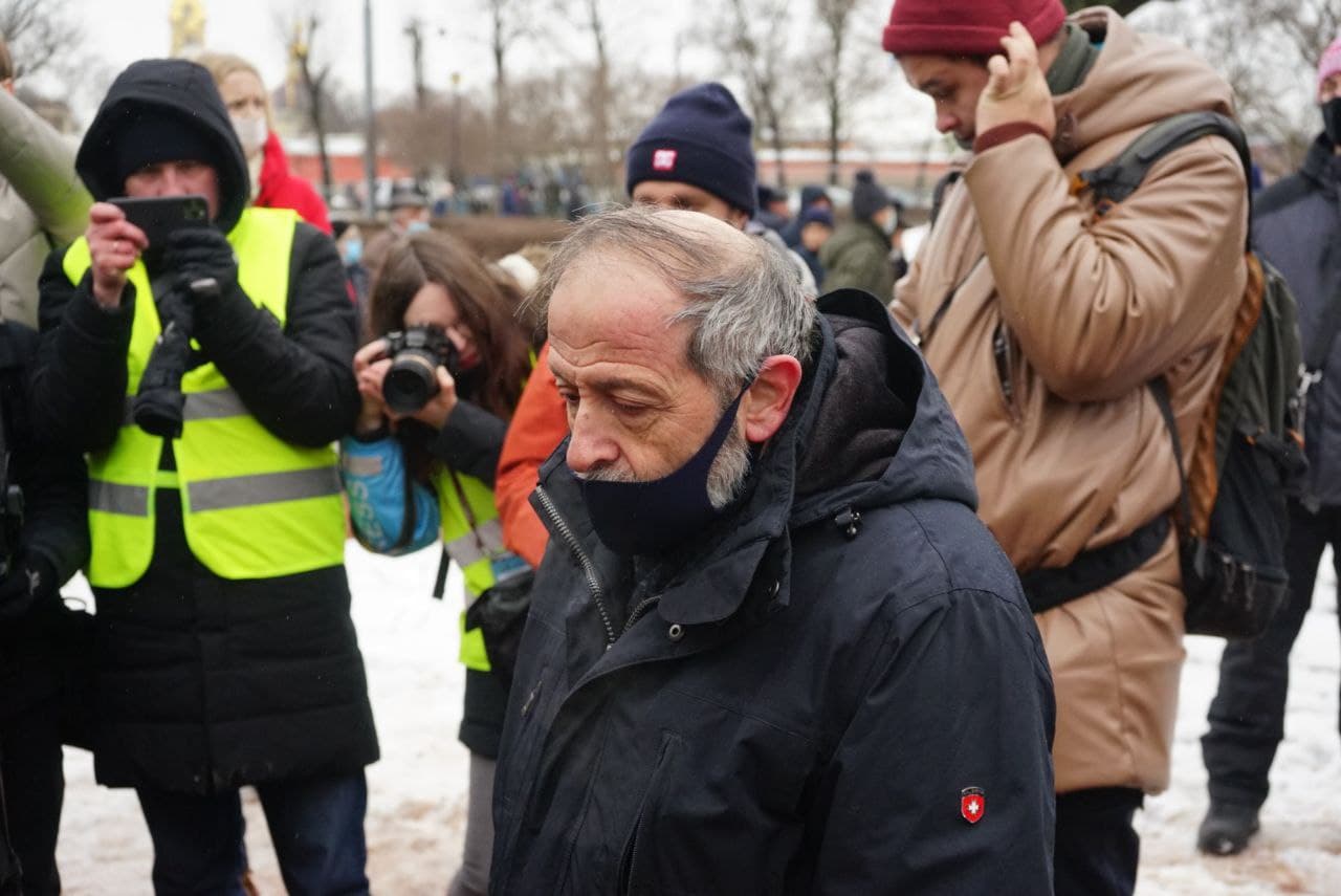 Последние новости петербурга. Макаров против Беглова. Петербургские активисты политики 1990. Немцов о несанкционированных митингах. Активисты куча Беглова.