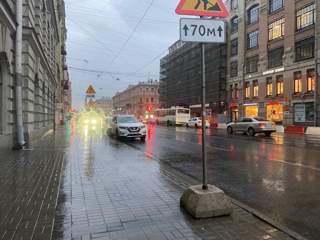 МЧС: во вторник Петербург накроют ливень и гроза