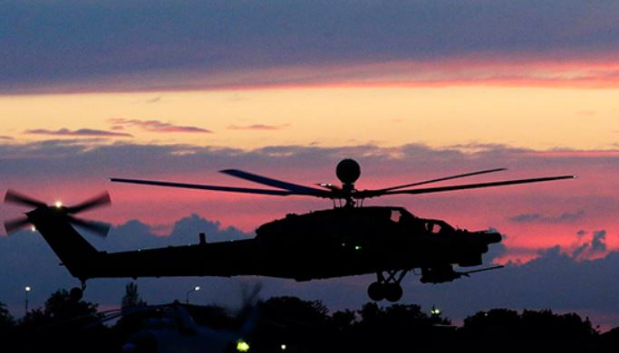 Летчики вертолетного полка ЗВО совершили свыше 20 ночных вылетов