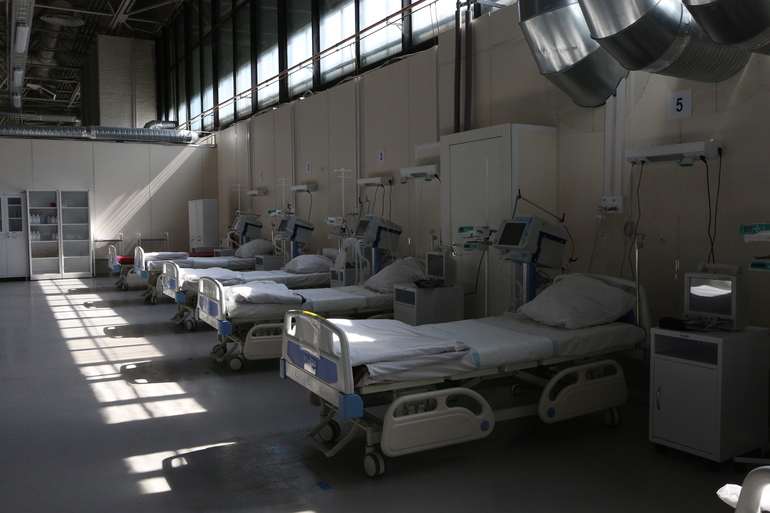 В Петербурге ковидом заболело 4127 человек, 293 госпитализированы
