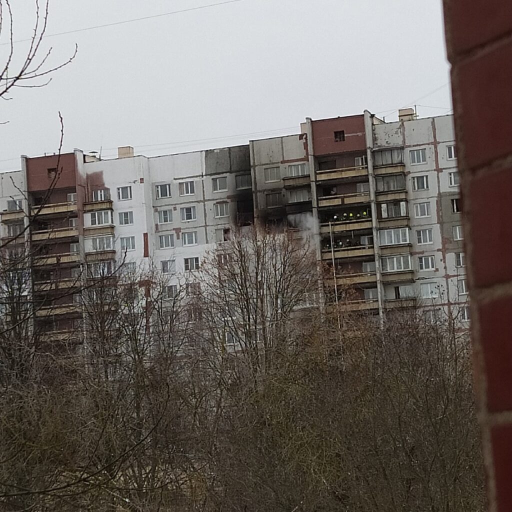 Погиб один человек при пожаре на улице Жени Егоровой