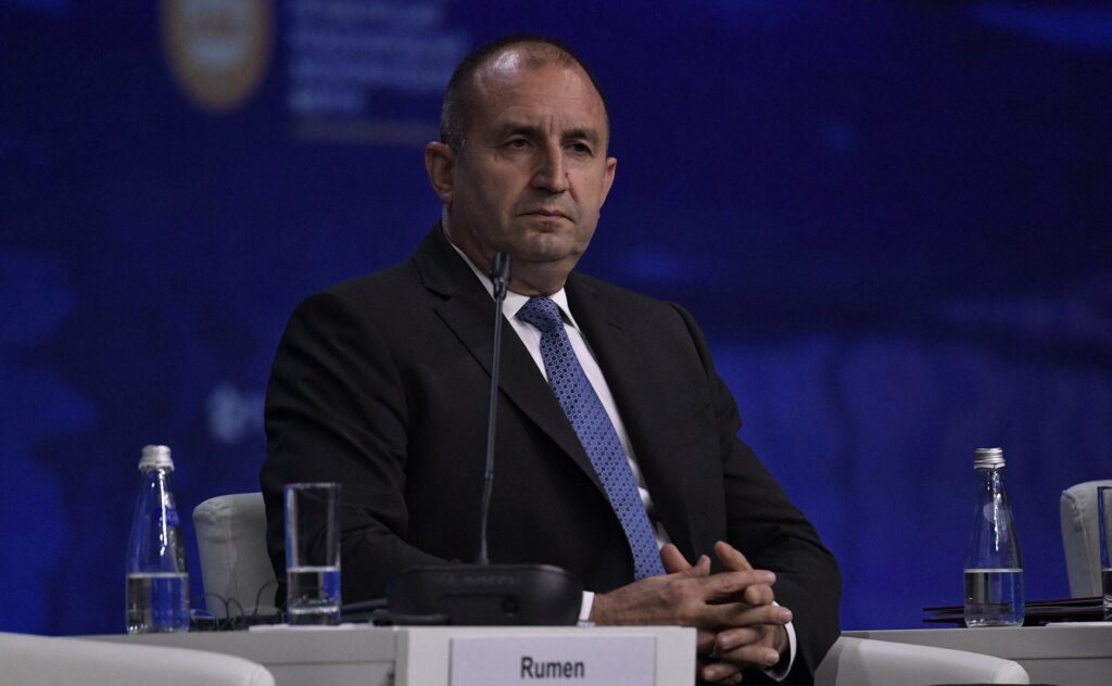 Trend: Во втором туре выборов президента Болгарии победу одержал Румен Радев