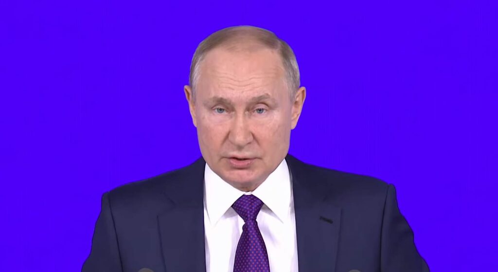Путин предложил задать вопрос о мусорной реформе не ему, а губернатору Дрозденко
