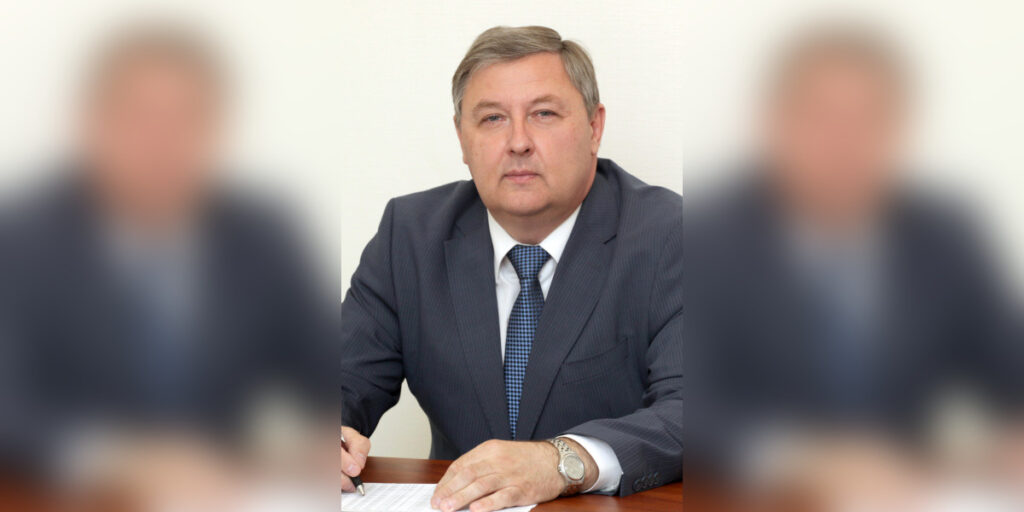 Владимир Ростовский стал врио главы Калининского района вместо задержанного Ивана Громова