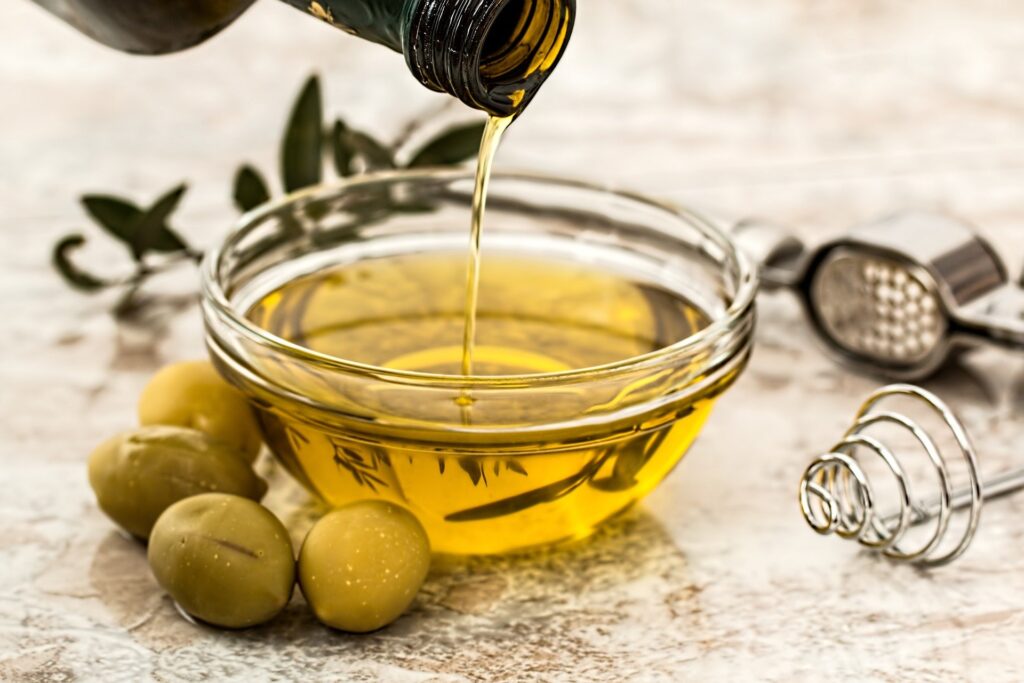Мясников сообщил, что оливковое масло способно спасти от деменции