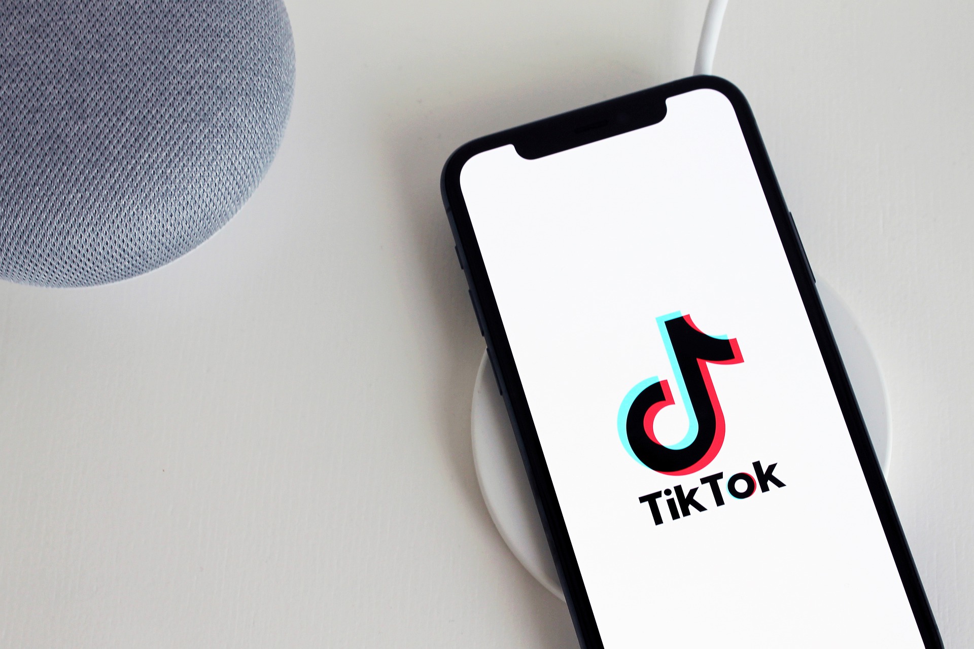 Роскомнадзор рассматривает вариант блокировки TikTok в России - Мойка78.ру﻿  Новости СПб