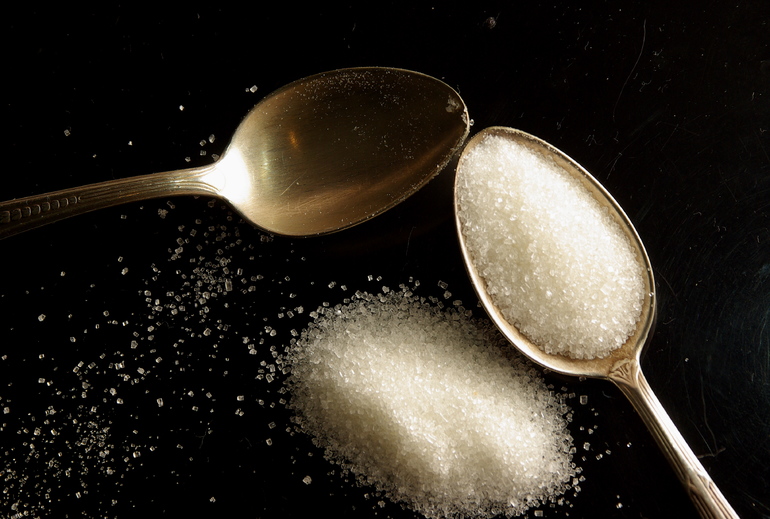 Диетолог предупредила о смертельной опасности полного отказа от сахара