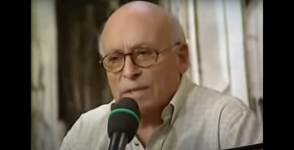 В 92 года не стало писателя Юза Алешковского