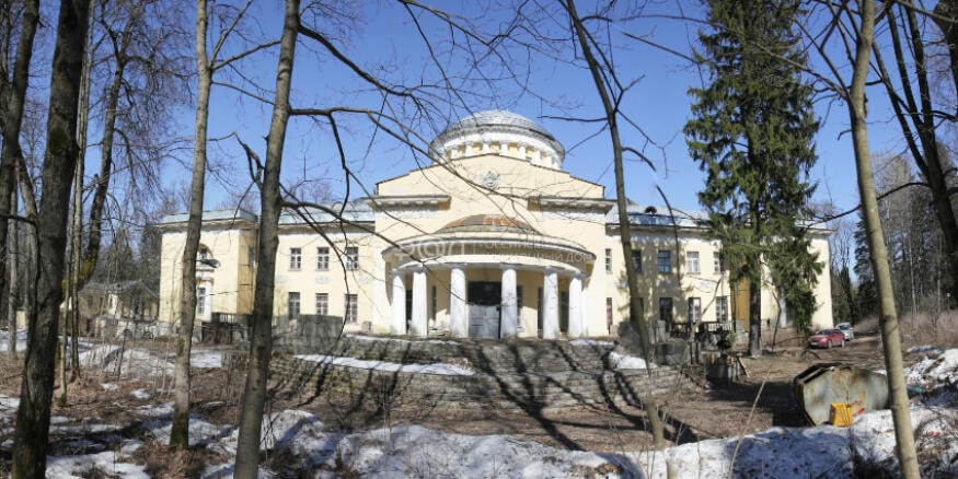 Усадьба Шуваловых в Петербурге ушла с молотка за 274 млн рублей