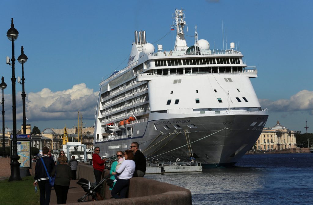 Отказ круизных лайнеров посещать Петербург негативно сказался на пассажиропотоке в порту Хельсинки