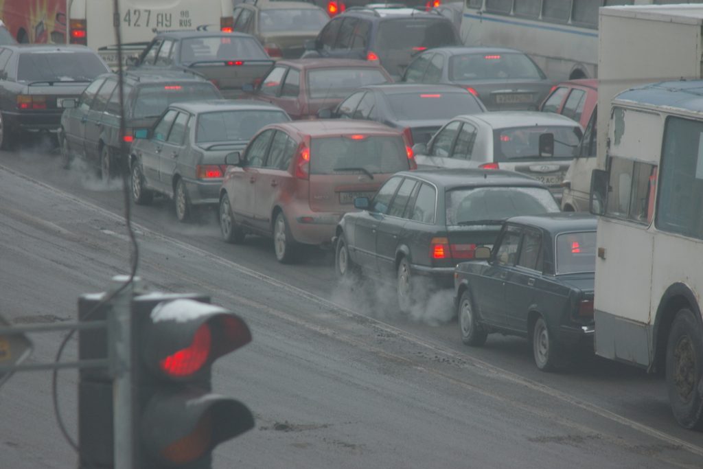 ГАТИ назвала улицы Петербурга, где водителям не проехать с 31 декабря
