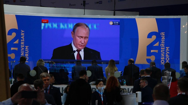 Путин: &#171;Мы сильные и справимся с любой задачей&#187;
