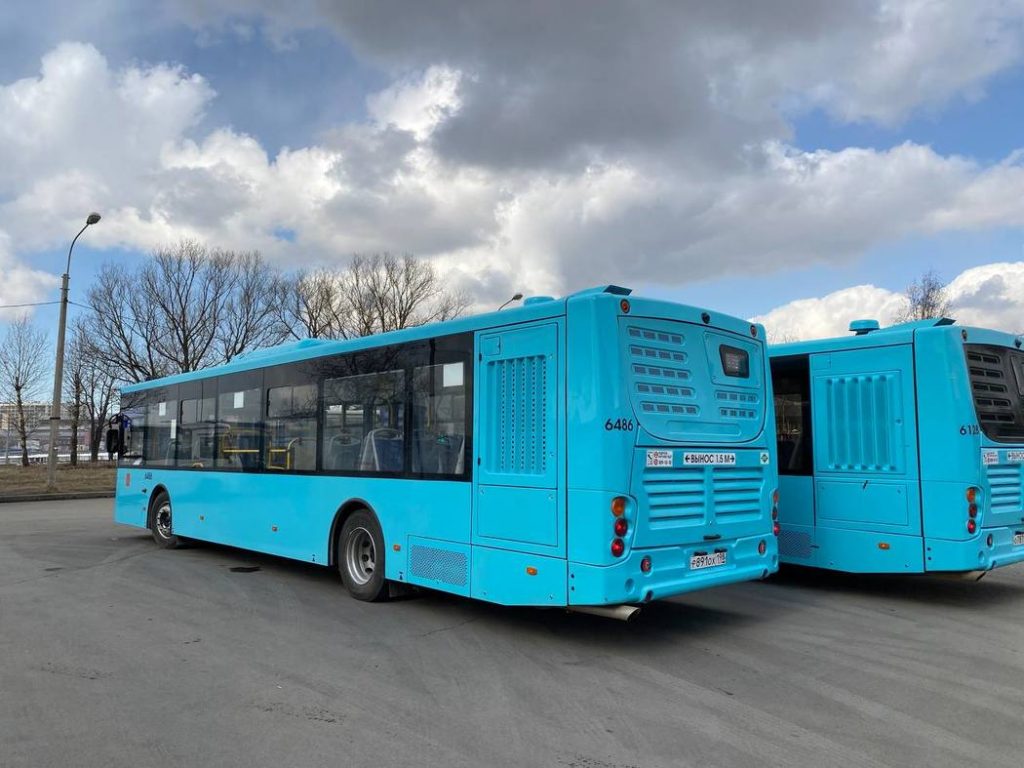 Петербуржцам рассказали о новых автобусах на юге города