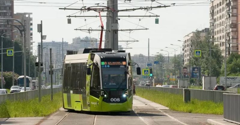 Необычный трамвай выйдет на петербургские улицы в День Достоевского