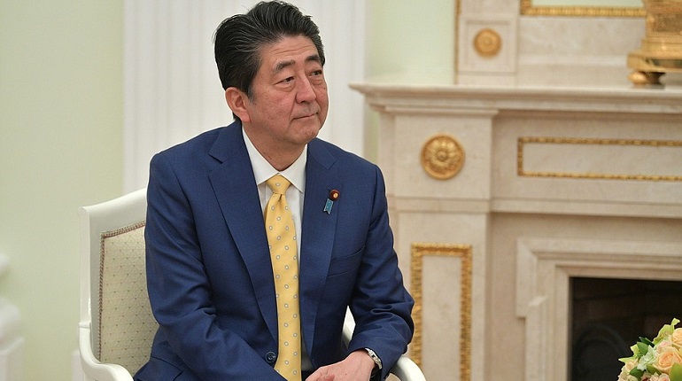 Умерший экс-премьер Японии Абэ дважды посещал Петербург: где бывал и что смотрел