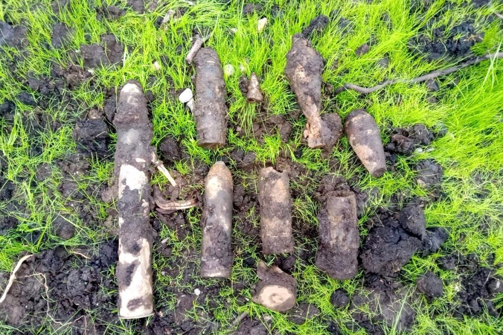 Взрывотехники обнаружили в «Новом быте» две мины, четыре снаряда и взрыватель времен ВОВ
