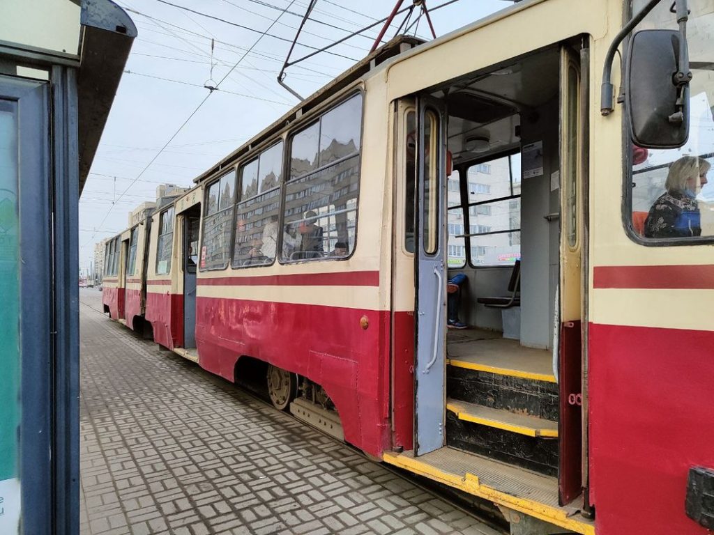 Как будет работать бесплатный трамвай на время закрытия метро «Ладожская»