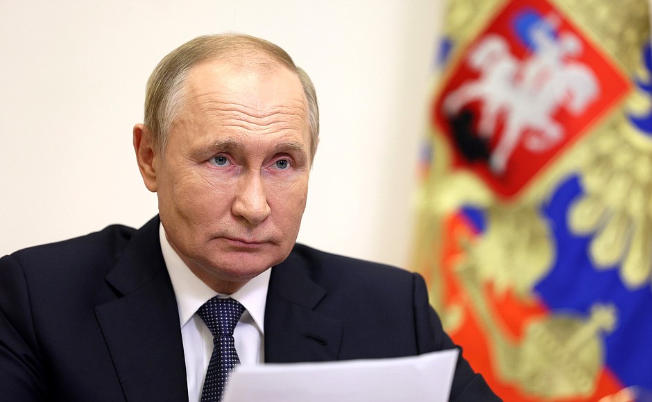 Путин: Россия не будет заниматься милитаризацией экономики