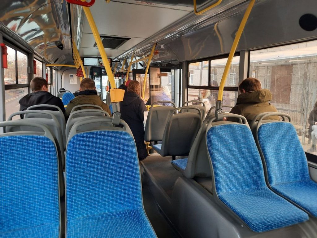 В Колпино из-за работ по прокладке теплосети изменятся маршруты автобусов № 366, 368, 369, 392