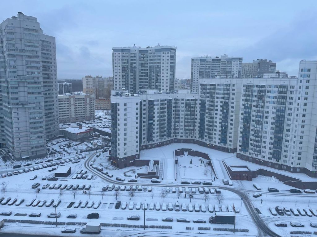 В Петербурге валит снег: что пишут горожане чиновникам комитета по благоустройству