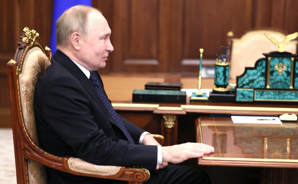 Путин ответил на санкции против России русской пословицей
