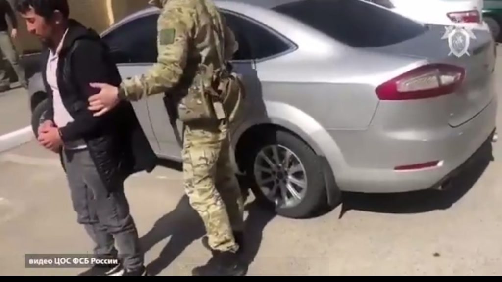 СК показал кадры с задержанным участником банды Басаева и Хаттаба