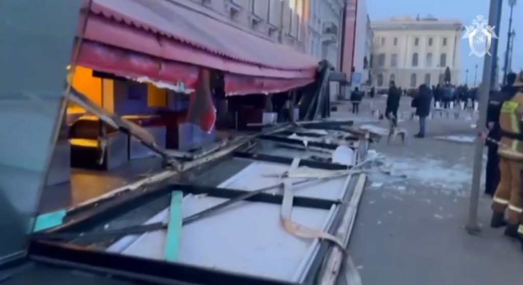 Число пострадавших при взрыве в кафе Петербурга, где погиб военкор Татарский, возросло до 40