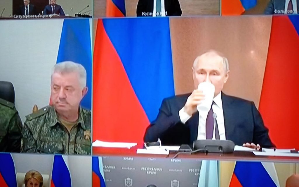 Тайна белой кружки Путина. Что пьет из нее президент и где купить отвар?