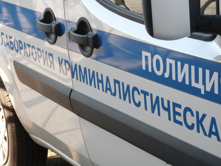 В Петербурге полицейские эвакуировали книжную лавку «Листва»