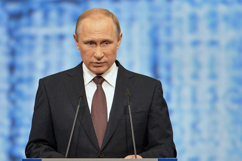 В Кремле опровергли сообщения об отъезде Путина в Петербург