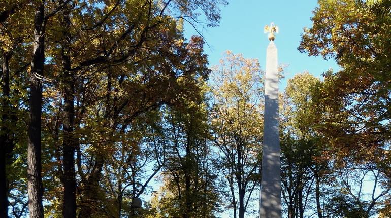 Обелиск «Румянцева победам» на Васильевском острове хотят отреставрировать в 2023 году