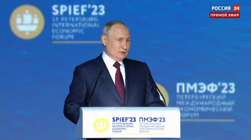 Путин заявил, что Россия не закрывает двери для иностранных компаний, но учтет особенности их поведения