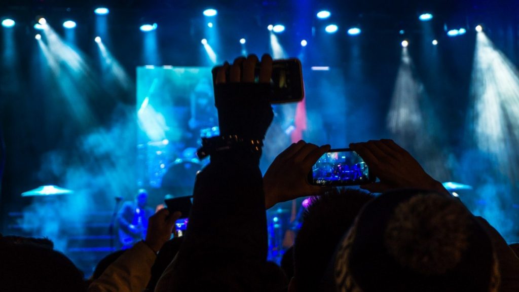 Музыка и онлайн: абоненты билайна использовали более 2,5 тысяч Гб на музыкальном фестивале