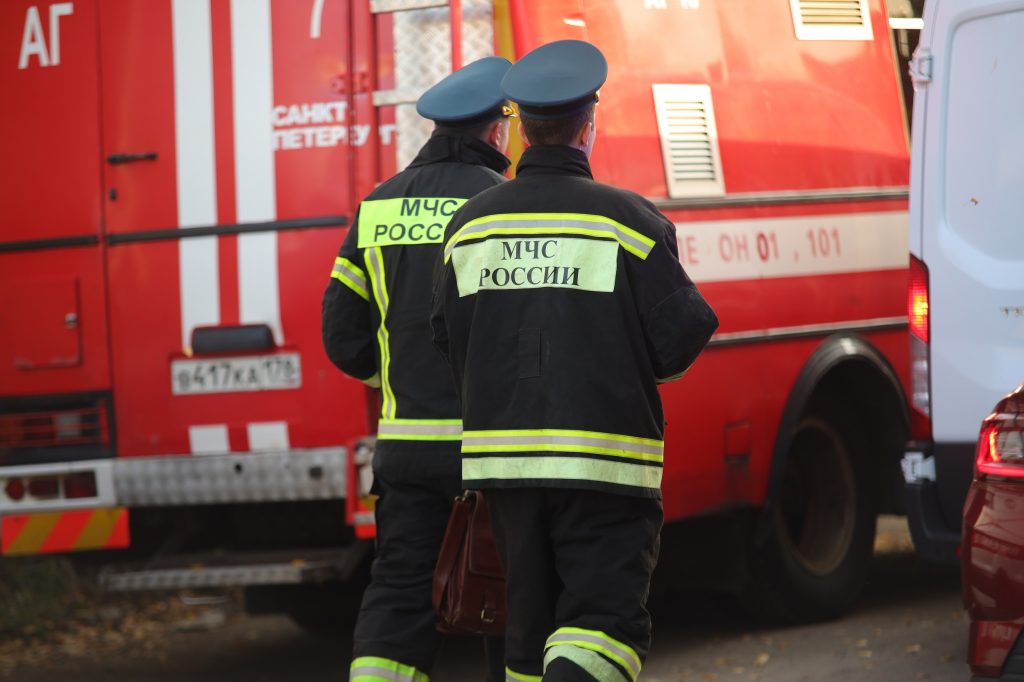 Человек попал в больницу после кухонного пожара на Витебском проспекте