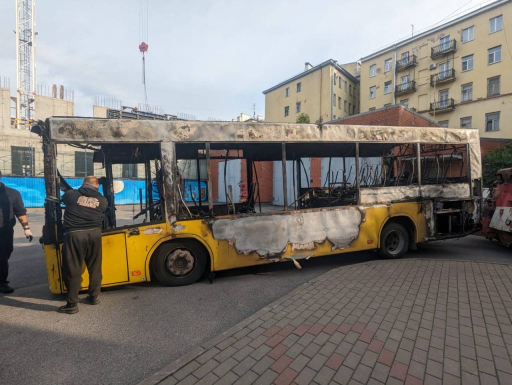 В Петербурге вспыхнул автобус с детьми - Мойка78.ру﻿ Новости СПб