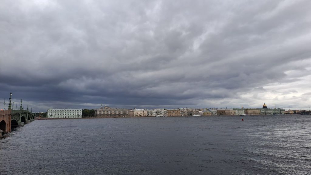 На Неве прошли первые в России успешные испытания беспилотного электросудна