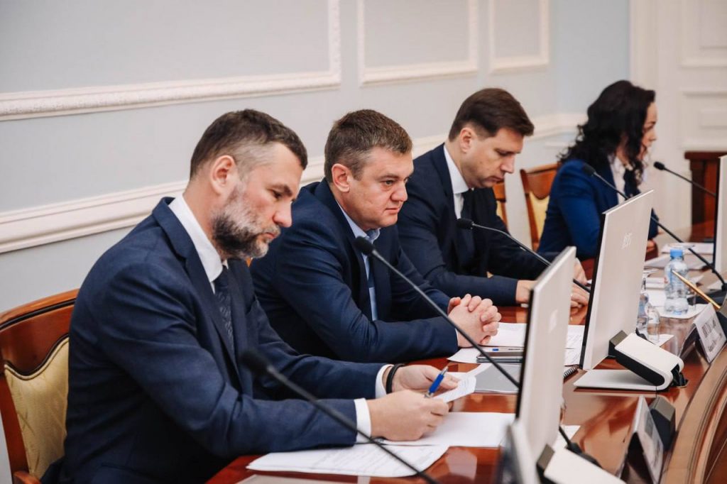 На совещании с участием вице-губернатора обсудили будущее улиц Думской и Ломоносова
