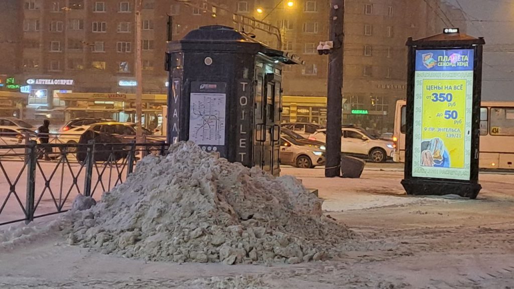 Снег в Петербурге: что в Telegram у Разумишкина и в VK комитета по благоустройству